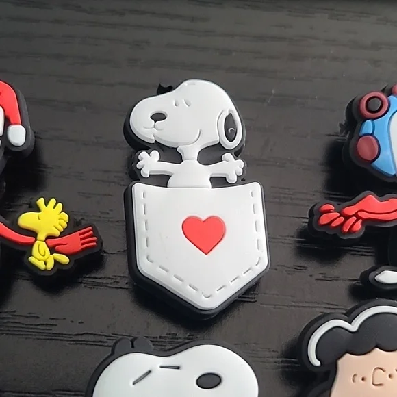 Peanuts Character Inspired Croc Shoe Charms (Set of 12) - Picture 3 of 15